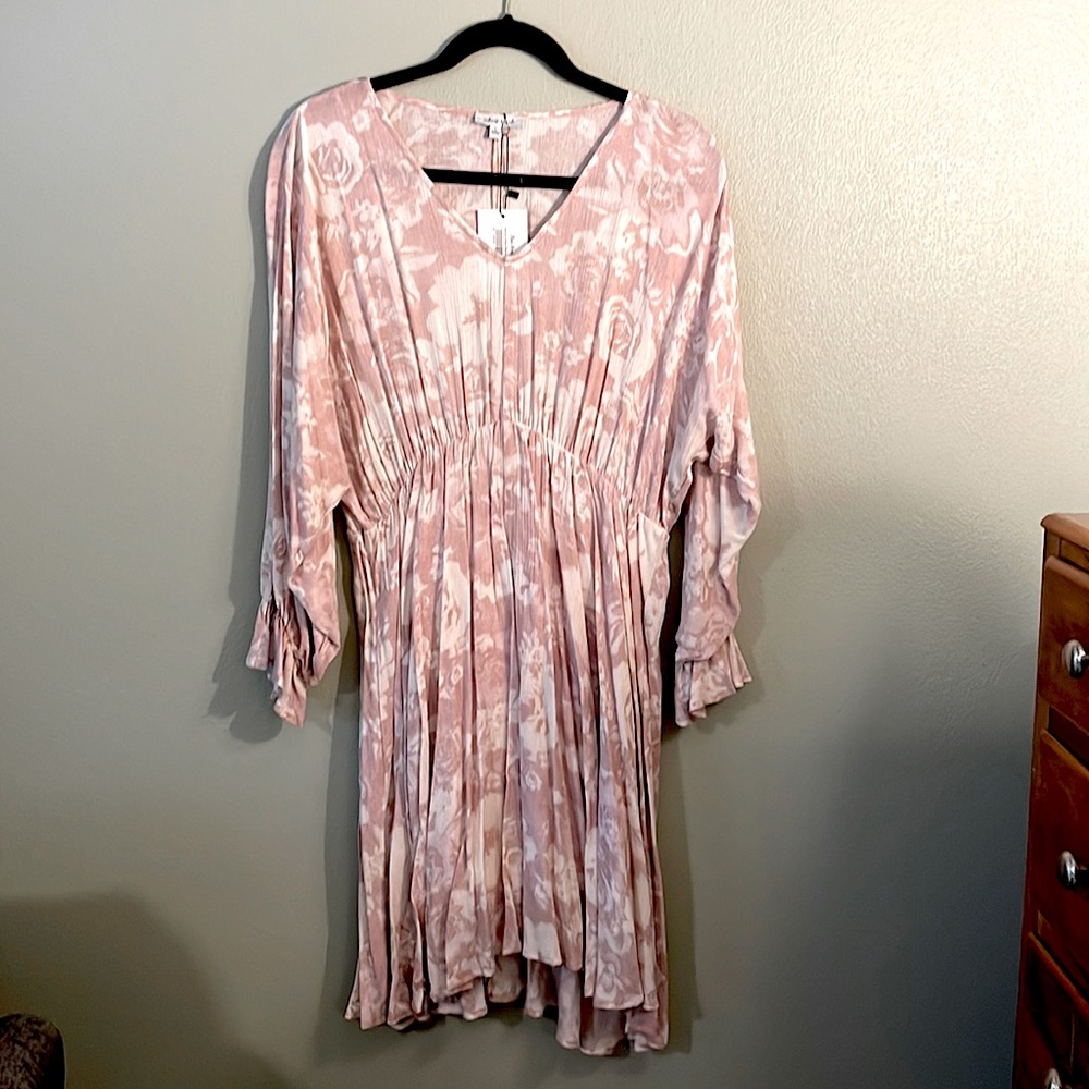 White Birch Dress Size L  Long sleeved.
